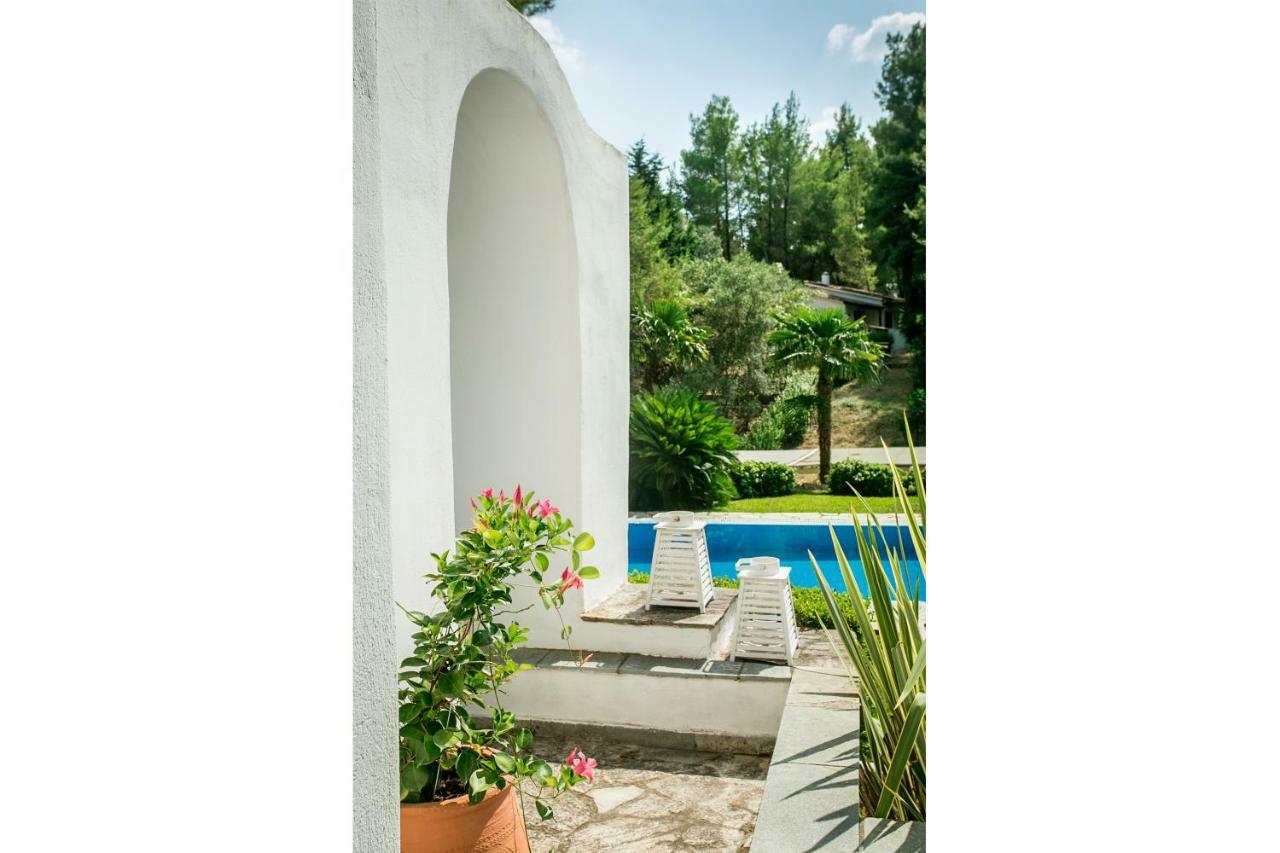 Ilianna Villa Сани Бийч Екстериор снимка